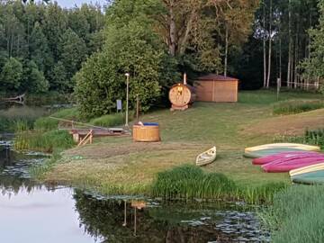 Фотографии Комплексы для отдыха с коттеджами/бунгало Soomaa Water Camp г. Jõesuu (Эстония) №1 Фото Комплексы для отдыха с коттеджами/бунгало Soomaa Water Camp г. Jõesuu 1